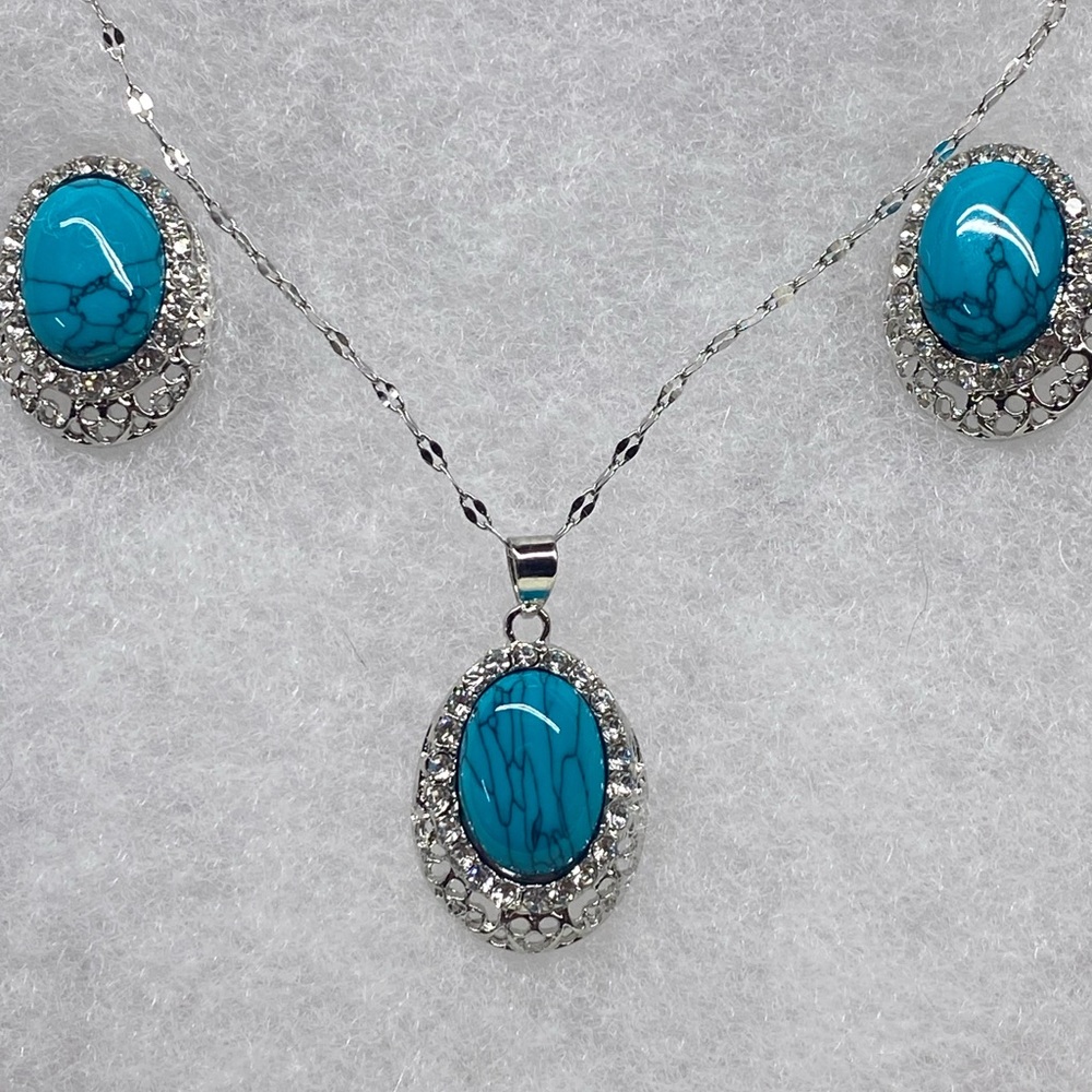 Turquoise Oval Pendant & Earring Set - Silver Tone Women Jewelry
